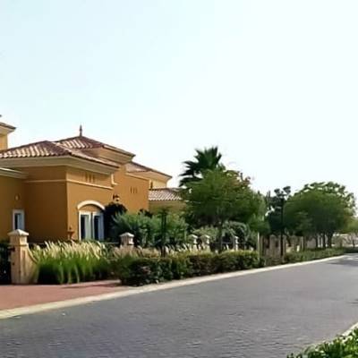GOLF VILLAS